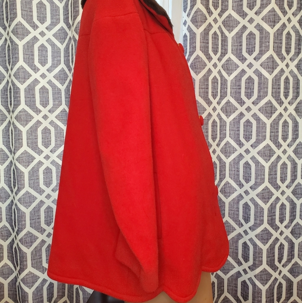 ❤️Host Pick❤️Vintage Gorgeous Red Coat - Picture 3 of 10